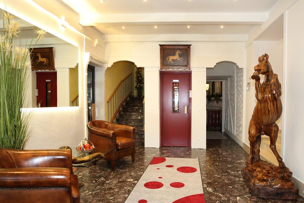 Hotel Zum Weissen Roessel Walldorf  Extérieur photo